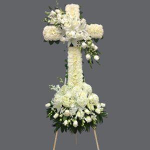 Cruz de flores para funeral