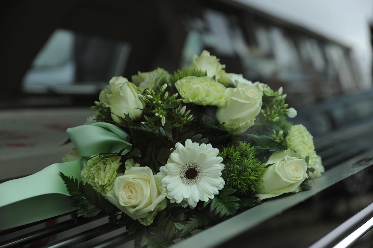 arreglo floral blanco