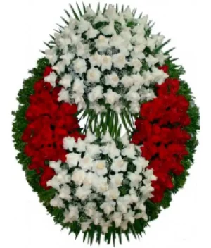 Corona de flores de rosas rojas